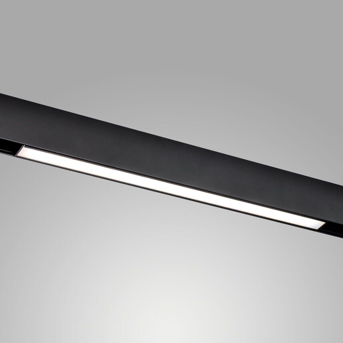 205227 Светильник д/1-фазн трека TETA  APP LED 18W 1150LM SMD 120G ЧЕРНЫЙ PRO 3000-6000K DIM — изображение 2