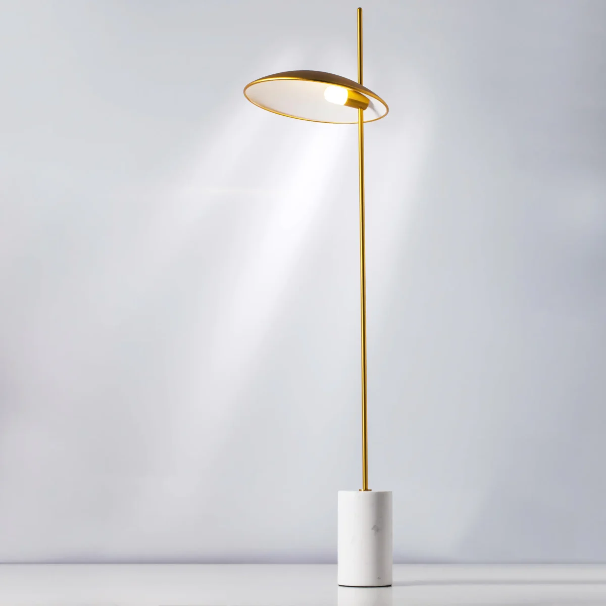 801713  2КОР! Торшер MARMARA LED 5W 400LM ЗОЛОТО/МРАМОР 3000K — изображение 2