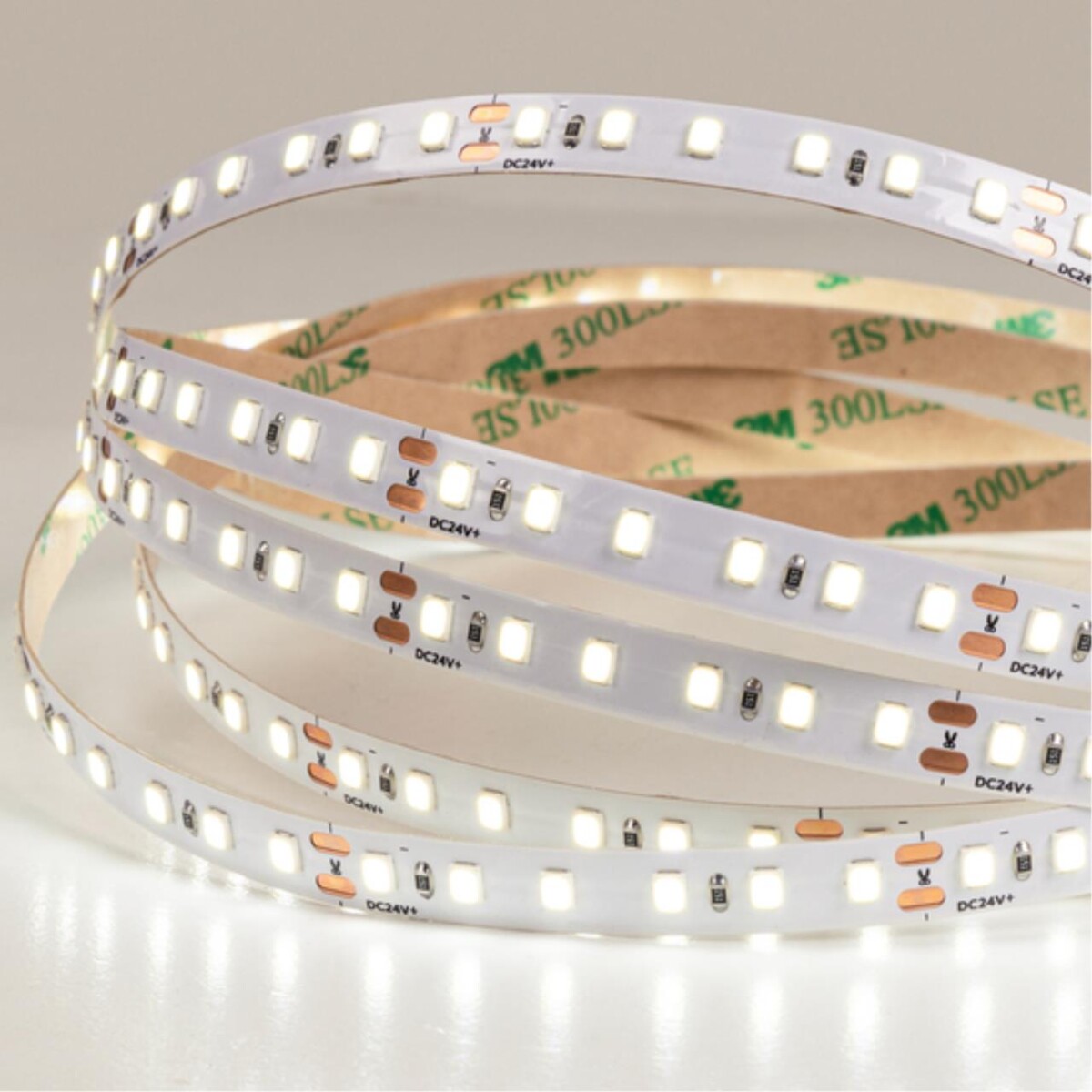 A2412008-01-3K Светодиодная лента 24В 9,6Вт/м 1000Лм/м 3000К 90+ 8мм SMD2835 120шт/м 5м IP20 — изображение 3