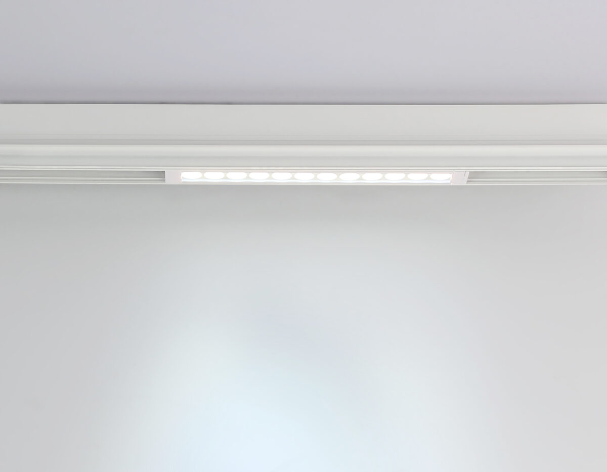 GL1301 WH белый IP20 12W 3000K-6400K 220V 24° 232*25*42 (Без ПДУ) — изображение 5