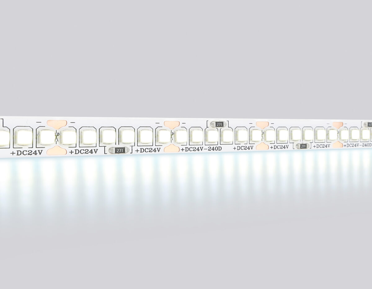GS3503 2835 240Led /22W m/ 24V IP20 6500K/ 5000*10*1.2mm (2 конт.) — изображение 1