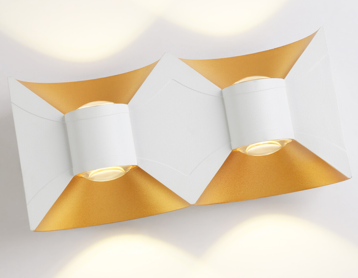 ST4475_macro1 ST4475/4 WH/GD белый/золото LED 4200K 11W IP54 180*90*55 — изображение 1