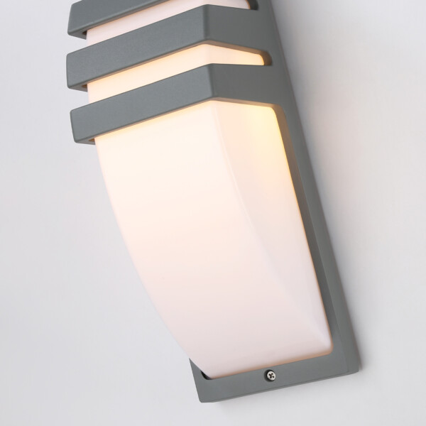 ST5201 GR серый IP54 E27 max 40W 331*112*35