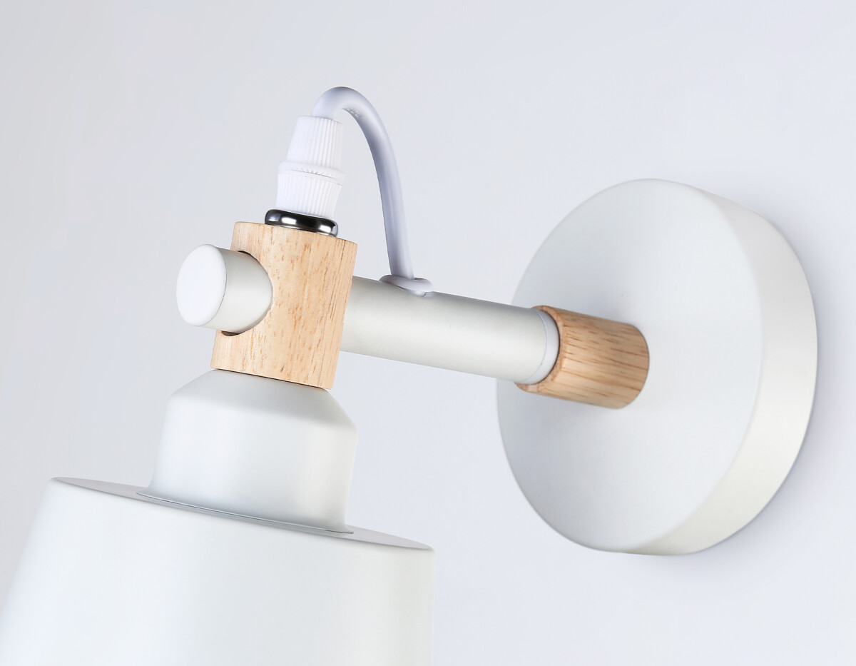 TR82212 WH/LW белый/светлое дерево E27 max 40W 230*130*190 — изображение 1