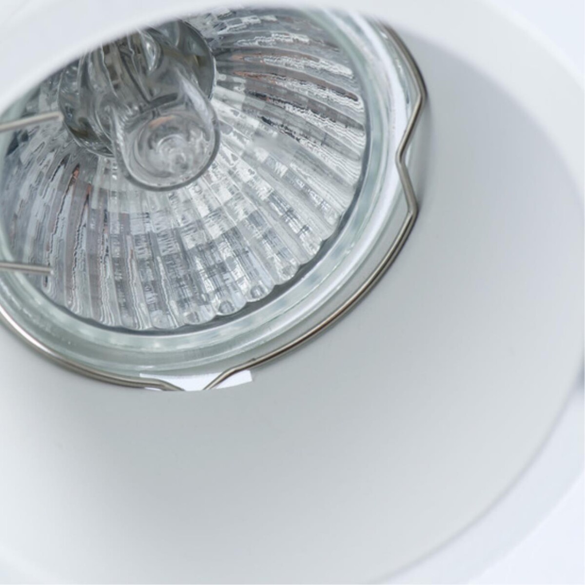 A6667PL-1WH СВЕТИЛЬНИК ПОТОЛОЧНЫЙ — изображение 3