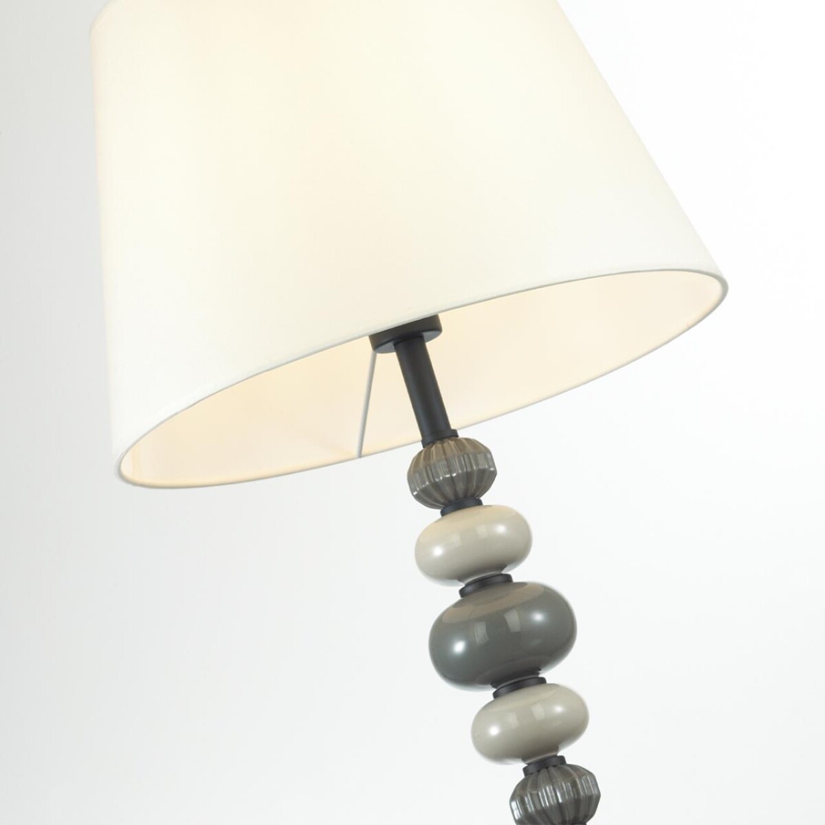 4896/1F MODERN ODL_EX23 109 черный матов./серый/молочный металл/керамика/ткань Торшер E27 1*60W SOCHI — изображение 5