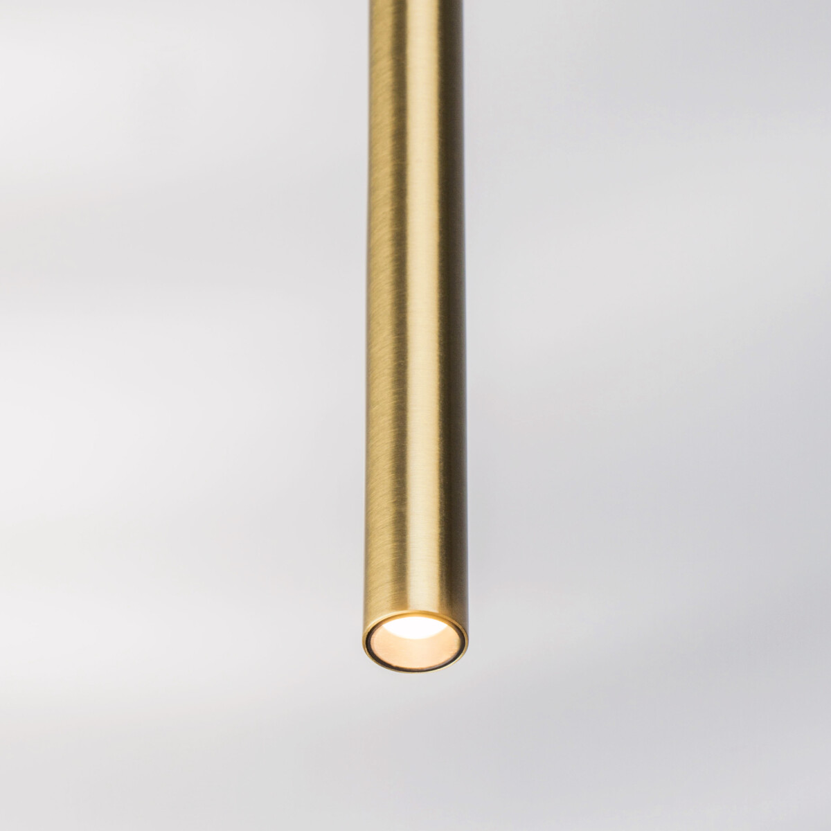 L5T747443 Люстра TUBO LED 25W 1600LM 25G ЗОЛОТО 4000K (574723+747443 (5шт) — изображение 4