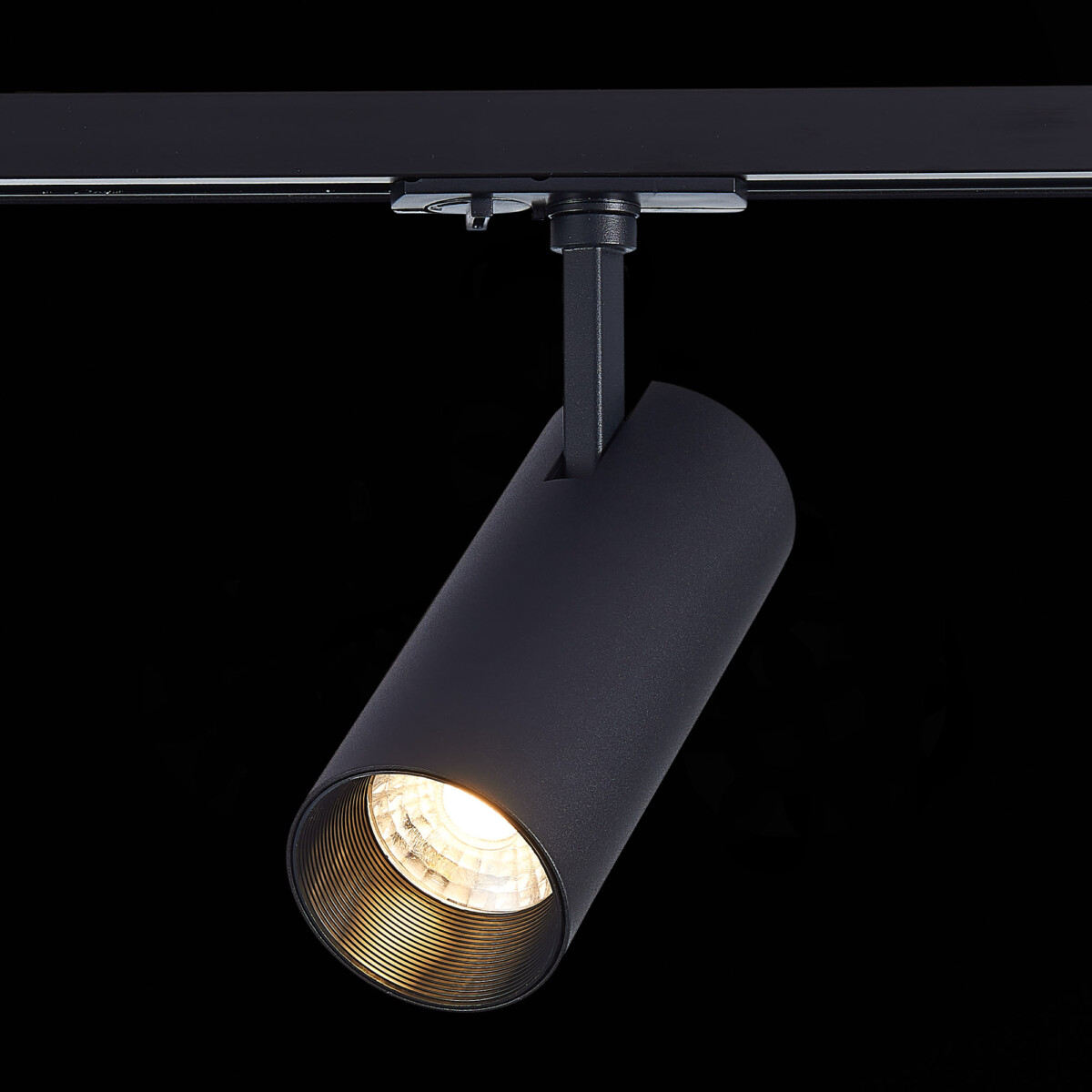 ST350.436.15.36_01B ST350.436.15.36 Св-к трек. Черный LED 1*15W 3000K 1 350Lm Ra?90 36° IP20 L158xW65xH193 100-240V BASE — изображение 1