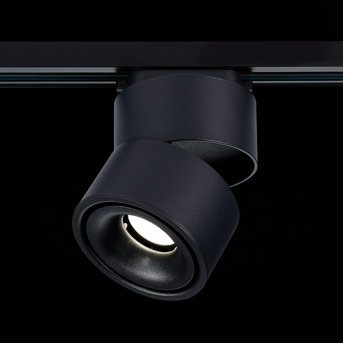 ST652.436.12 Св-к трек. Черный LED 1*12W 3000K 1 000Lm Ra>90 36° IP20 D100xH136 170-240VV BASE — изображение 1