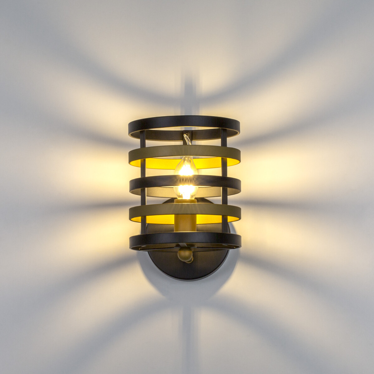 735610 Бра EPSILON 1х40W E14 ЧЕРНЫЙ/ЗОЛОТО — изображение 6