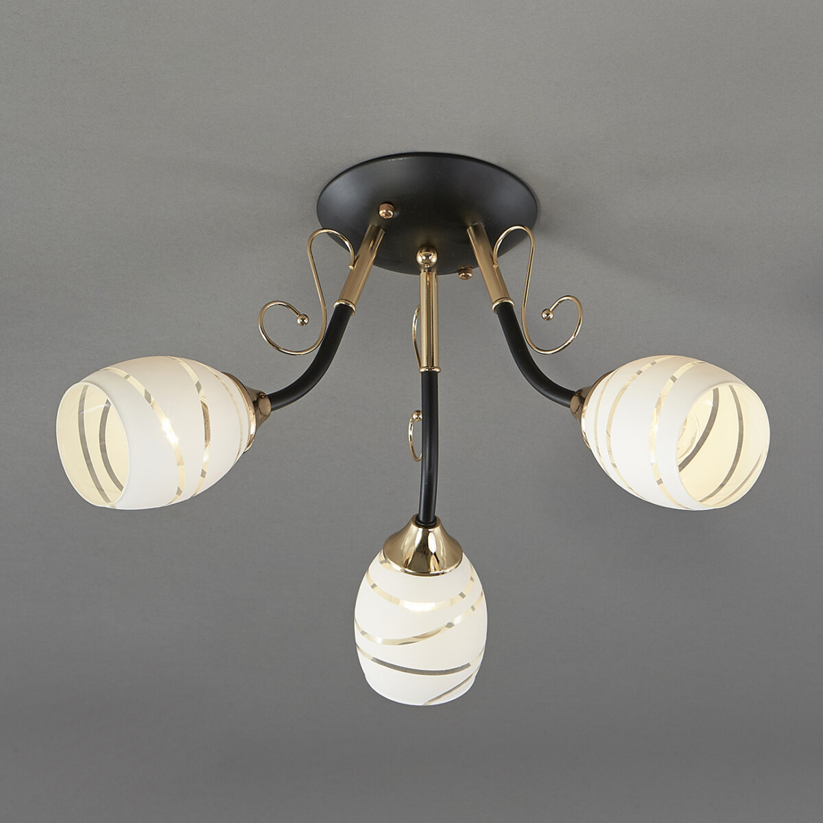 CAMILA 1112/3P 3хЕ27х60W черн ESCADA — изображение 3