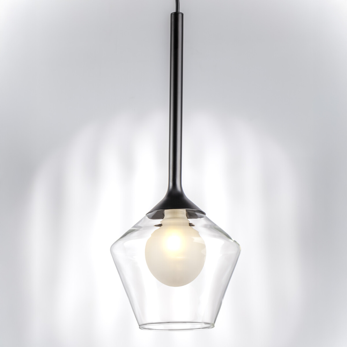 в наличии 801201 Люстра VETRO 1х6W(led) G9 ЧЕРНЫЙ/ПРОЗРАЧНЫЙ - купить в интернет-магазине Светильники Торг