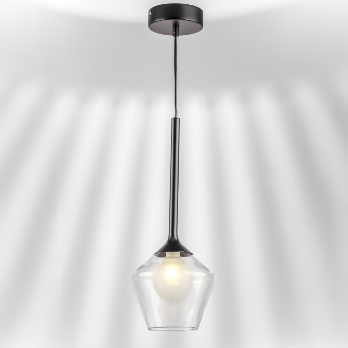 в наличии 801201 Люстра VETRO 1х6W(led) G9 ЧЕРНЫЙ/ПРОЗРАЧНЫЙ - купить в интернет-магазине Светильники Торг