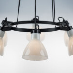 в наличии 761160 Люстра ACROBATA 6х40W E14 ЧЕРНЫЙ/БЕЛЫЙ - купить в интернет-магазине Светильники Торг