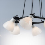 в наличии 761160 Люстра ACROBATA 6х40W E14 ЧЕРНЫЙ/БЕЛЫЙ - купить в интернет-магазине Светильники Торг