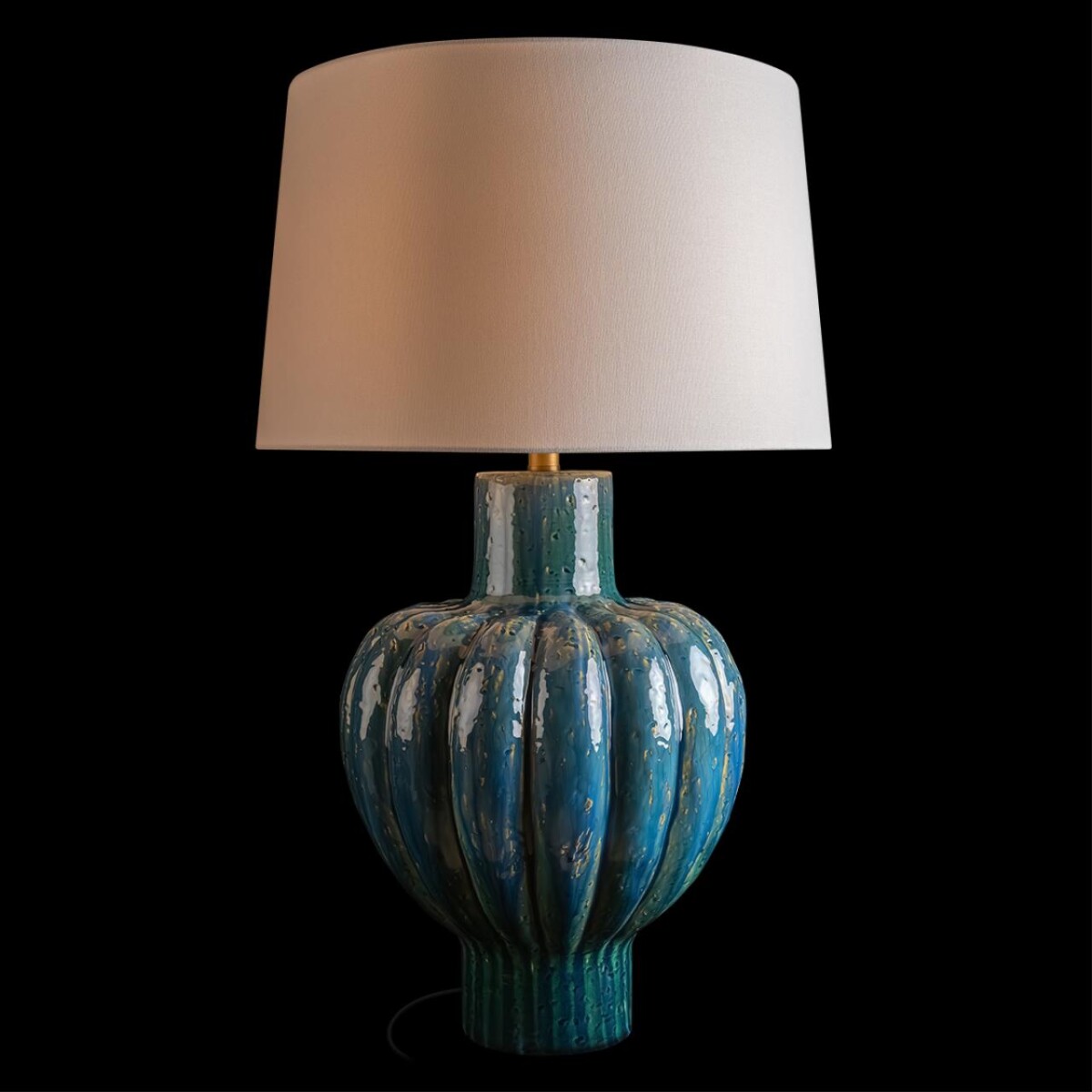 10501T Настольная лампа LOFT IT Waterlily — изображение 2