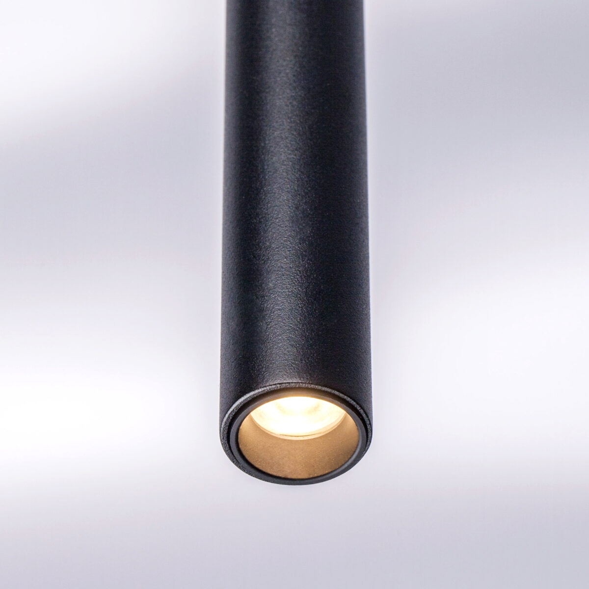 L8T747347 Люстра TUBO LED 40W 2560LM 25G ЧЕРНЫЙ 4000K (574737+747347 (8шт) — изображение 6