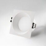 012926 Рамка (светильник) PVC д/LED-модулей 941хх и LED-ламп D50мм PIANO QUAD БЕЛЫЙ IP65 — изображение 2