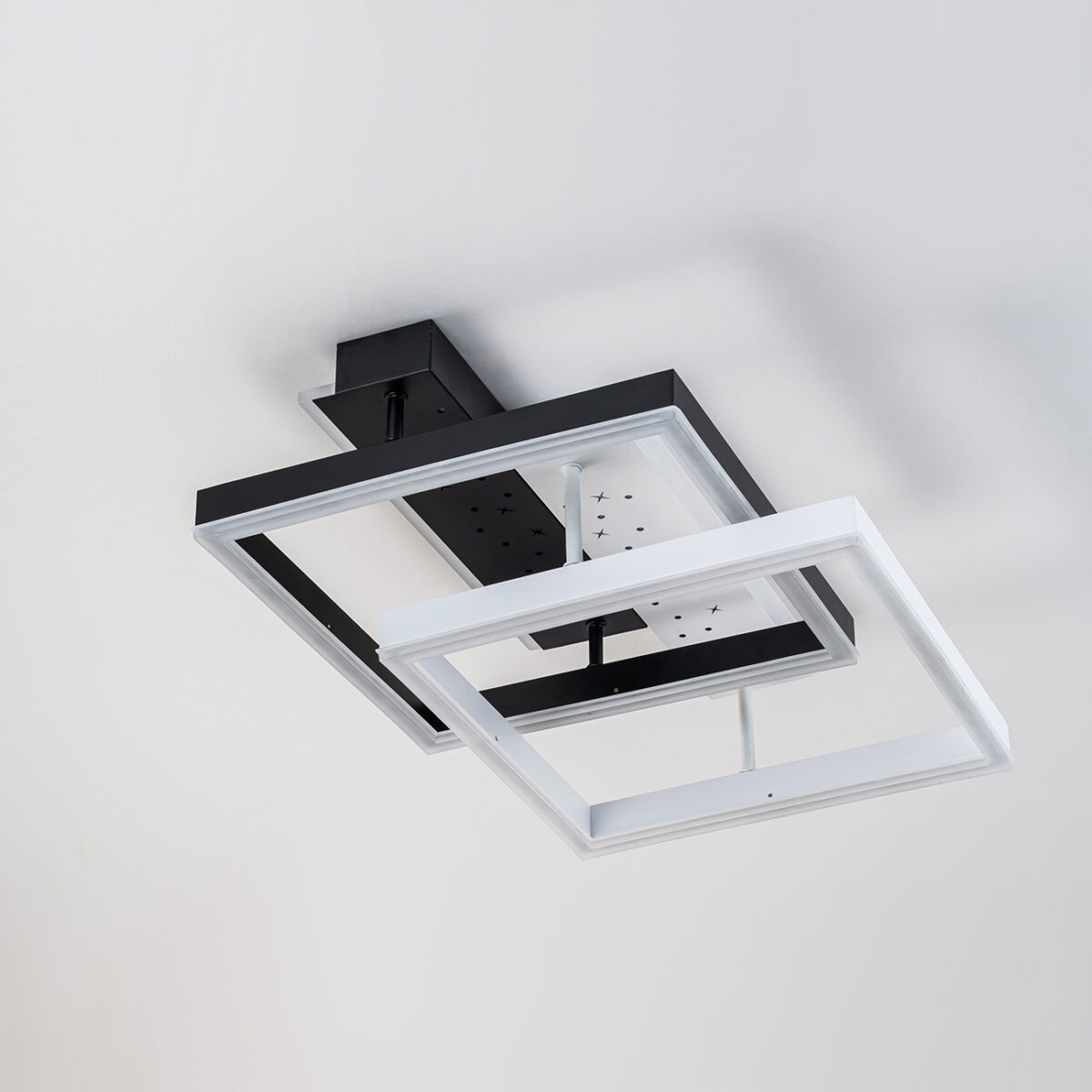 l102281 Escada 10215/2 LED*90W White/Black — изображение 1