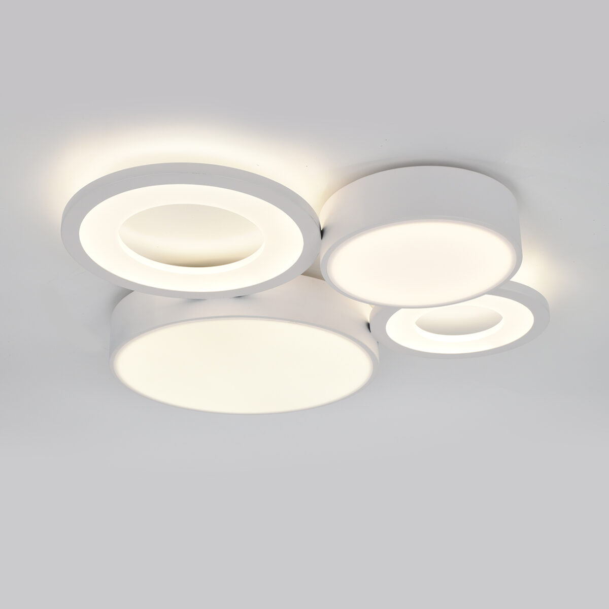 Escada 10286/4 LED*67W White — изображение 3
