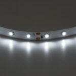 400004 Лента 3528LED 12V 4.8W/m 60LED/m 3-4Lm/LED IP20 4200K-4500K 200m/box НЕЙТРАЛЬНЫЙ БЕЛЫЙ СВЕТ — изображение 2