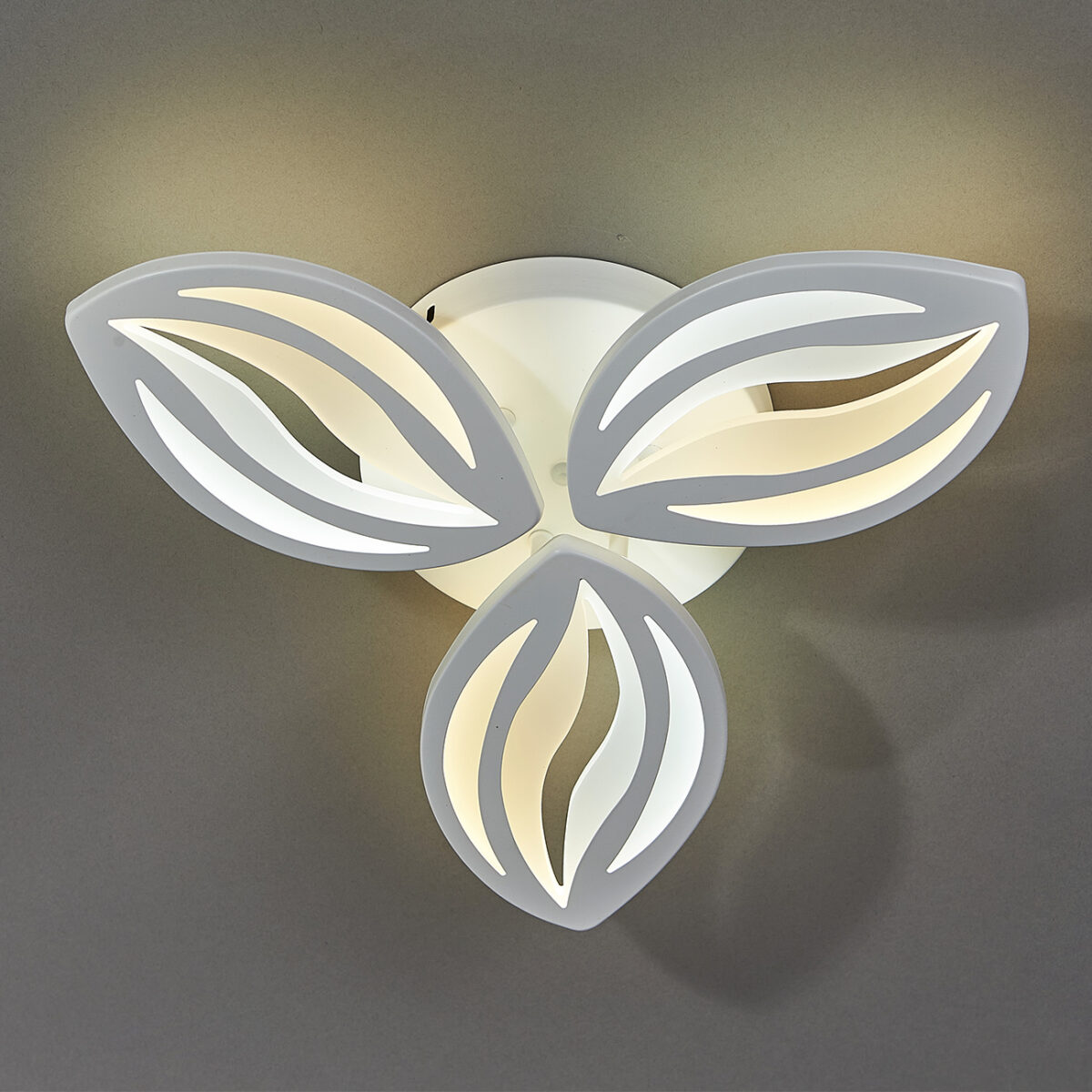 Escada 10221/3 LED*47W White — изображение 4